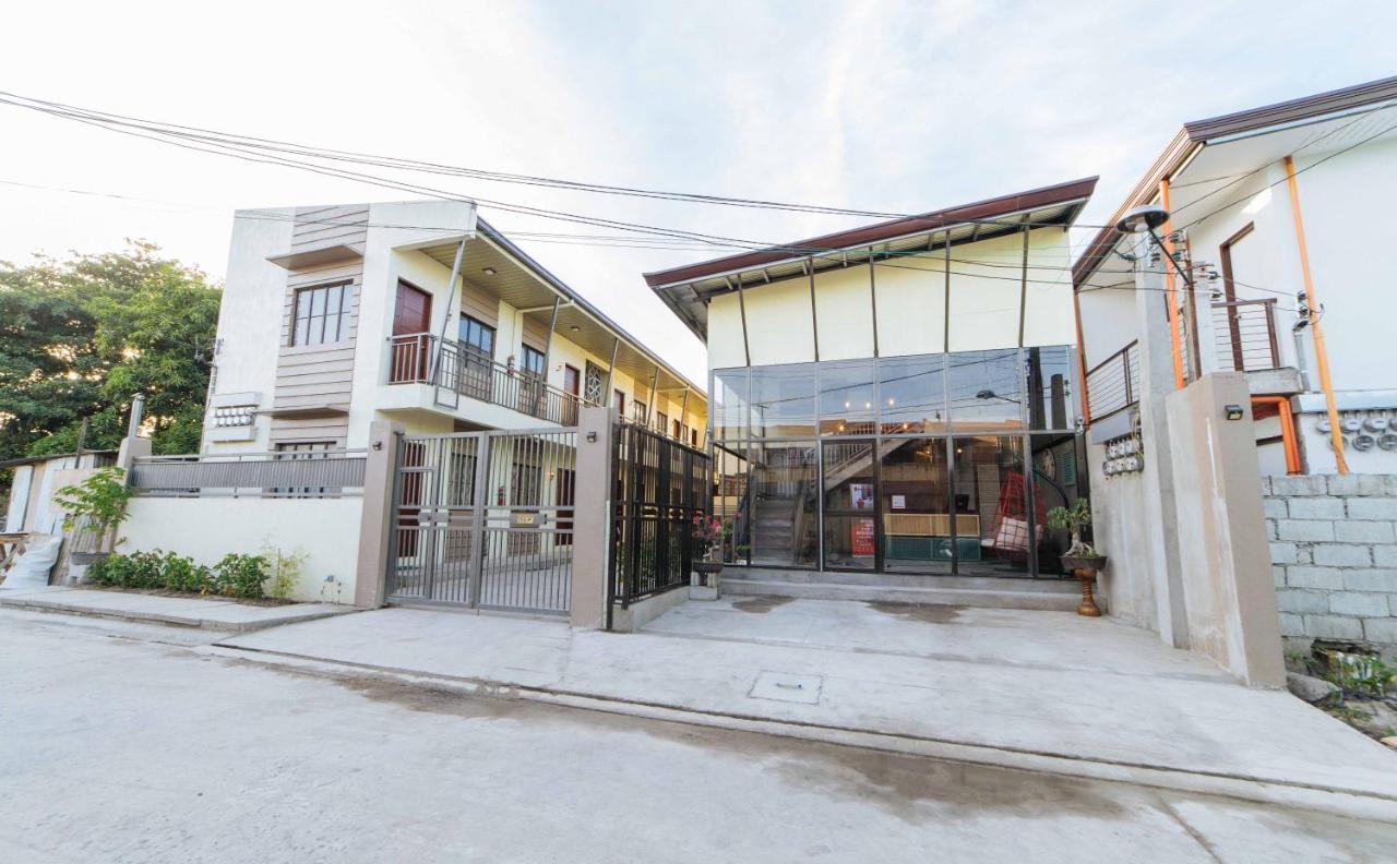 Reddoorz Plus @ Casa Lucia Sindalan San Fernando City Pampanga Exterior photo