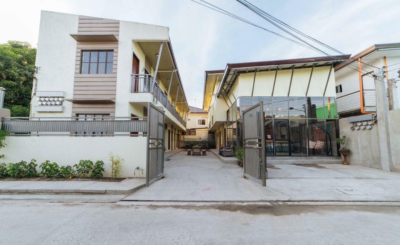 Reddoorz Plus @ Casa Lucia Sindalan San Fernando City Pampanga Exterior photo